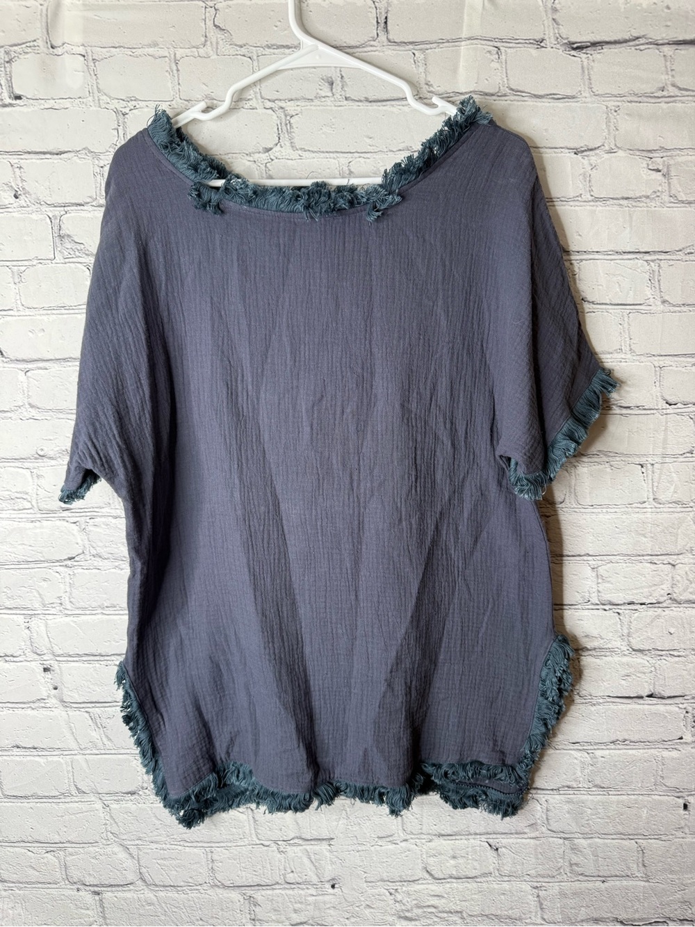 Misslook Women’s Slate Gray Fringed Short Sleeve Top large